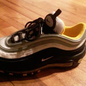 Meet your Posher, Jayson